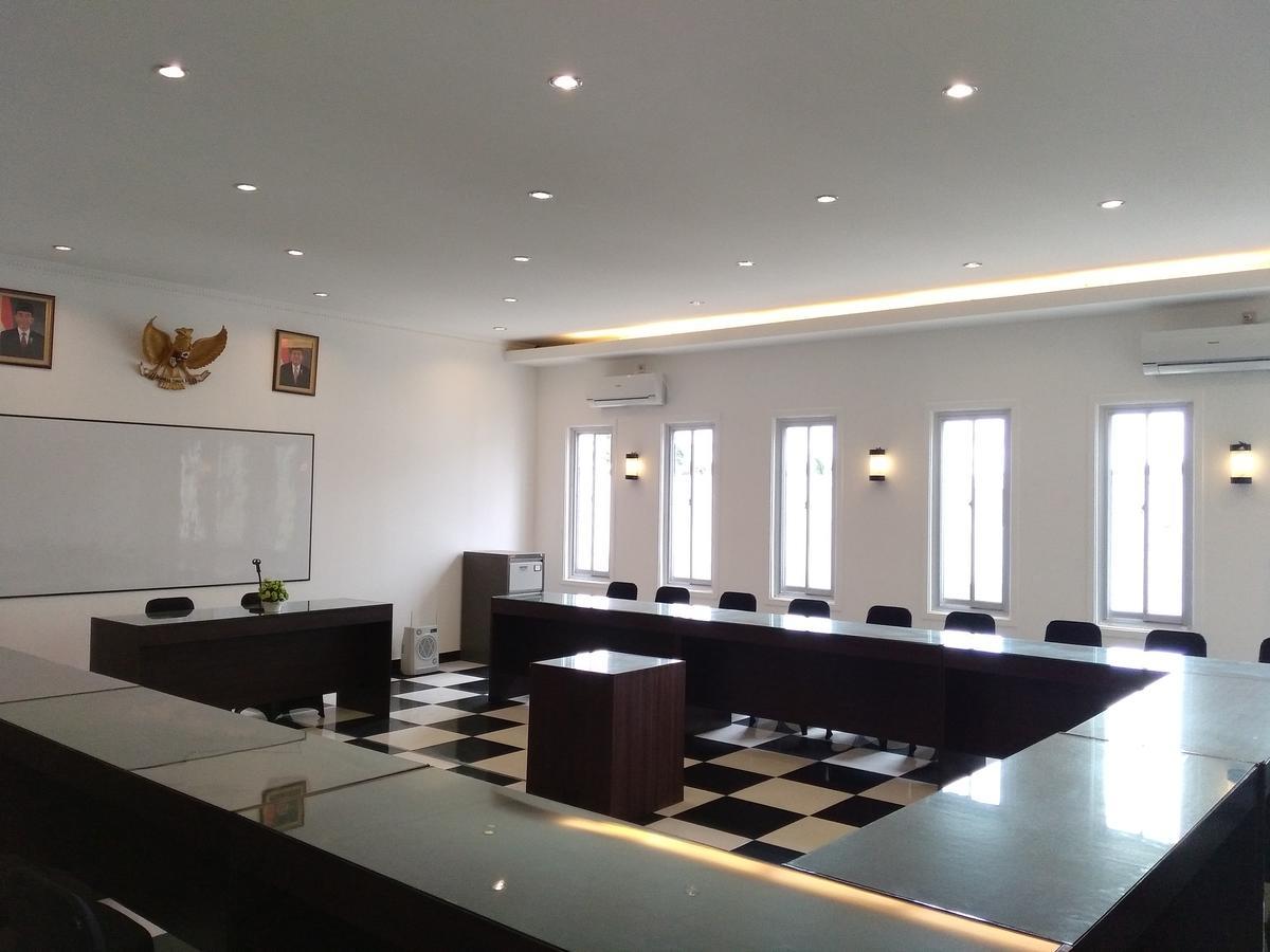 Charaka Cianjur 3* Songgom